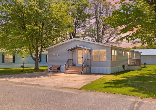 Homes for sale in Cedar Springs, MI | 166 Aspen St, Cedar Springs, MI 49319 | MLS# 70533253
