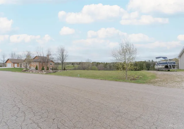 Homes for sale in Kingsford, MI | 268 River Pointe Pkwy, Kingsford, MI 49802 | MLS# 50207822