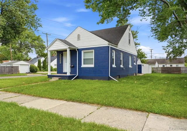 Homes for sale in Ferndale, MI | 3050 Grayson St, Ferndale, MI 48220 | MLS# 61003990