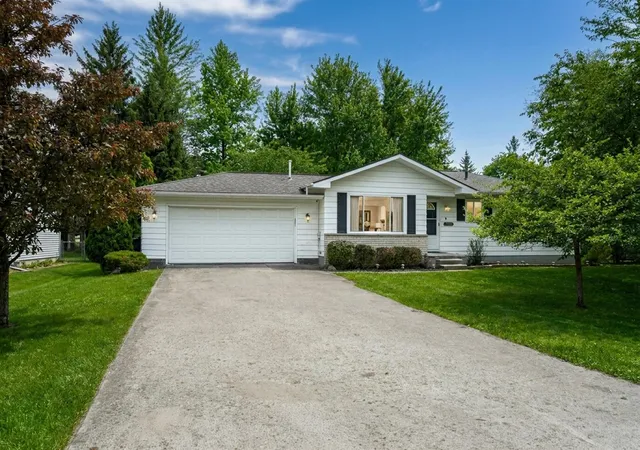 Homes for sale in Bloomfield Hills, MI | 1239 Atkinson Ave, Bloomfield Hills, MI 48302 | MLS# 70540507