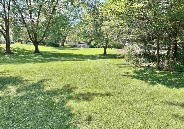 Homes for sale in Adrian, MI | 113 Pleasant Knoll Rd, Adrian, MI 49221 | MLS# 50214840