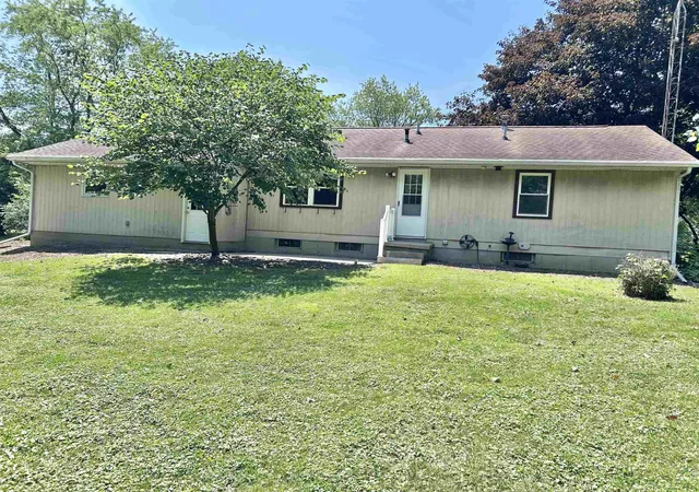 Homes for sale in Adrian, MI | 113 Pleasant Knoll Rd, Adrian, MI 49221 | MLS# 50214840