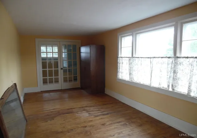 Photo 3 of Single family home for sale at 25828 Lake Linden Ave, Calumet, MI 49913 | MLS# 50210463 | Listing updated on 2026-08-28