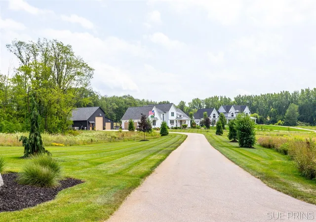 Photo 2 of Mansion for sale at 4668 76th Street, Byron Center, MI 49315 | MLS# 70546310 | Listing updated on 2026-08-14