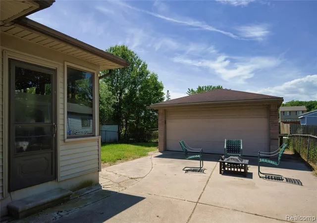Homes for sale in Rockwood, MI | 32138 Glaser Rd, Rockwood, MI 48173 | MLS# 60999828