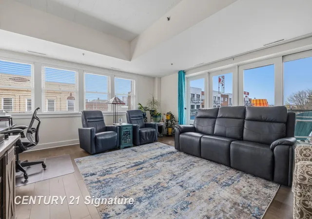 Photo 3 of Condo for sale at 225 Jennison Pl, Bay City, MI 48708 | MLS# 50204500 | Listing updated on 2026-08-30