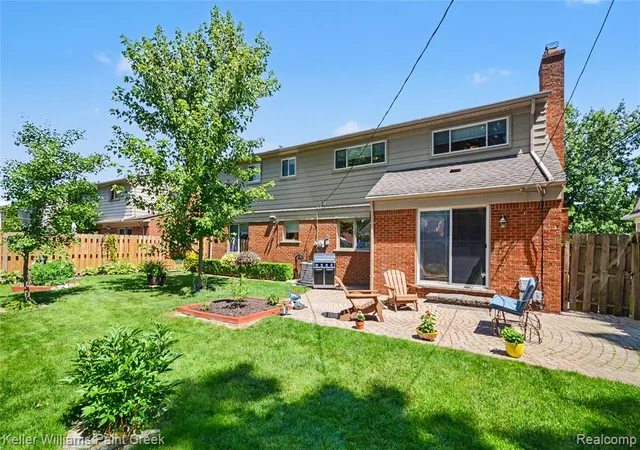 3rd image of 1437 Blairmoor Ct, Grosse Pointe Woods, MI 48236 | MLS# 61005277