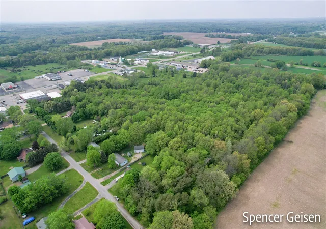 10th image of 6325 S Greenville Rd, Greenville, MI 48838 | MLS# 70498221