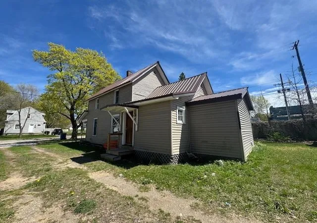 Homes for sale in Cadillac, MI | 817 N Simons St, Cadillac, MI 49601 | MLS# 80067825