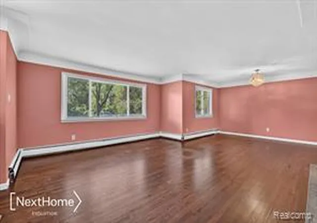 Homes for sale in Romulus, MI | 33950 Ecorse Rd, Romulus, MI 48174 | MLS# 61009875
