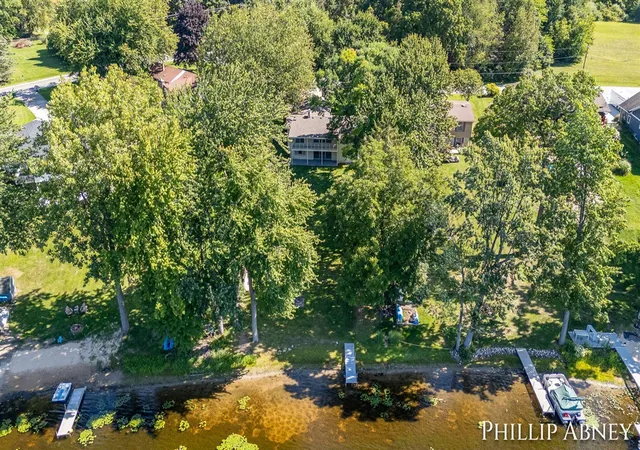47th image of 8391 Cowan Lake Dr, Rockford, MI 49341 | MLS# 70554552