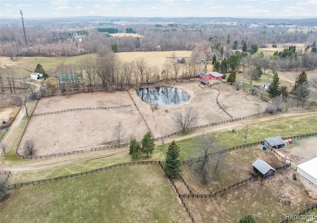 1st image of 1261 Brauer Rd, Oxford, MI 48371 | MLS# 60984461