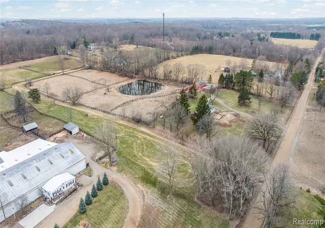 2nd image of 1261 Brauer Rd, Oxford, MI 48371 | MLS# 60984461