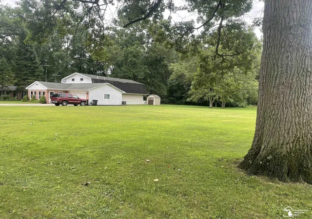 2nd image of 8335 Chamberlain Dr, Lambertville, MI 48144 | MLS# 50218908