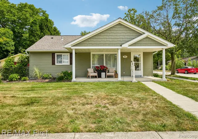 Photo 1 of Sale Pending at 3202 Prairie Ave, Royal Oak, MI 48073 6576 | MLS# 61024300 | Listing updated on 2026-09-14