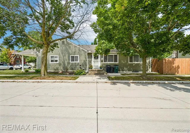 Photo 45 of Sale Pending at 3202 Prairie Ave, Royal Oak, MI 48073 6576 | MLS# 61024300 | Listing updated on 2026-09-14