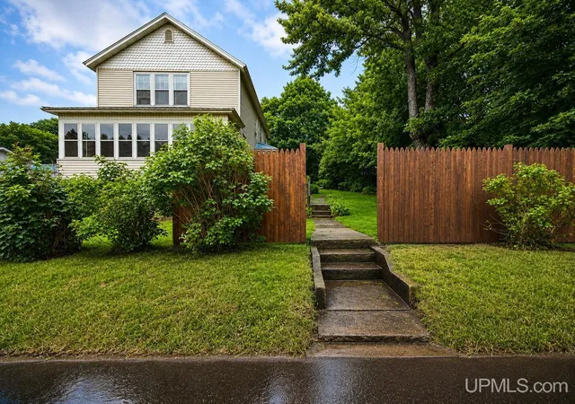 Photo 1 of Single family home for sale at 236 Ready St, Ishpeming, MI 49849 | MLS# 50215917 | Listing updated on 2026-09-01