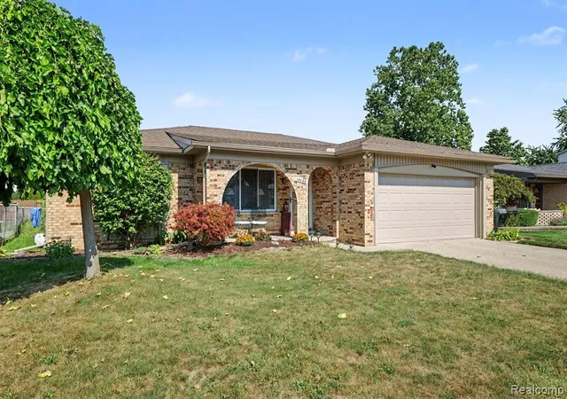 Photo 3 of Single family home for sale at 15299 Brandy Ln, Macomb, MI 48044 | MLS# 61025991 | Listing updated on 2026-09-01