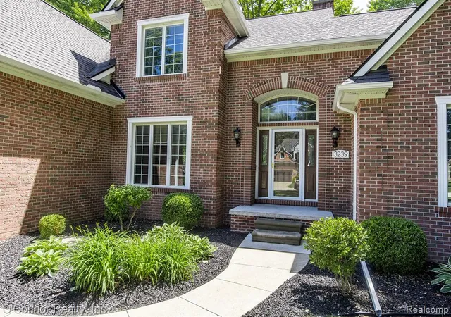 2nd image of 3239 Turnberry, Port Huron, MI 48060 | MLS# 61006146