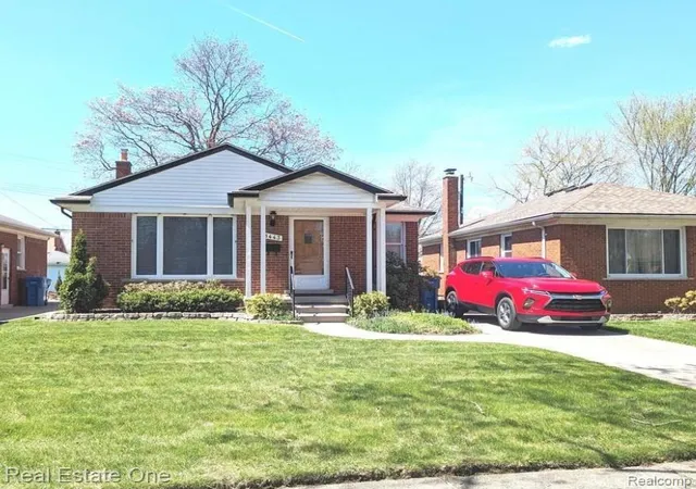 Homes for sale in Dearborn Heights, MI | 8443 Riverdale St, Dearborn Heights, MI 48127 | MLS# 60997268