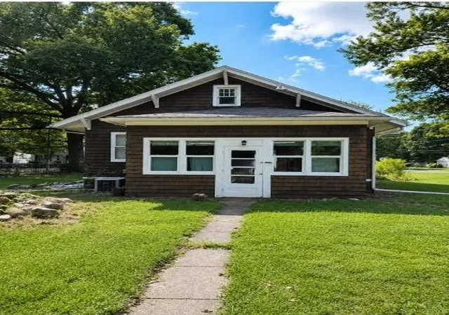 2nd image of 730 Gayle Ave, Kalamazoo, MI 49048 | MLS# 70553456