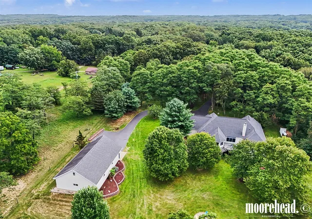 Photo 3 of Single family home for sale at 2181 N 2nd St, Kalamazoo, MI 49009 | MLS# 70555221 | Listing updated on 2026-08-30