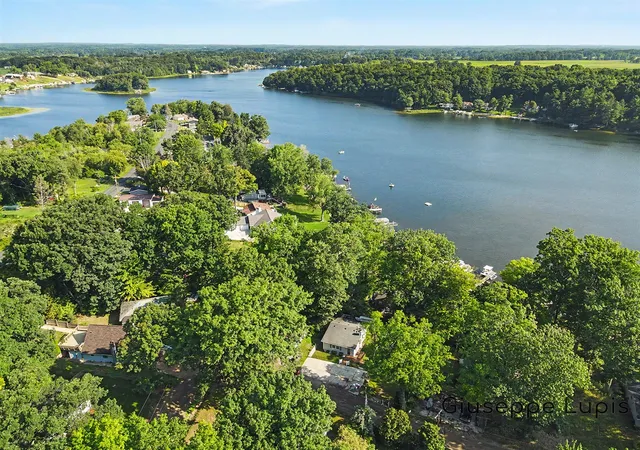 Photo 3 of Sale Pending at 12309 Canter Dr, Belding, MI 48809 | MLS# 70551190 | Listing updated on 2026-08-26