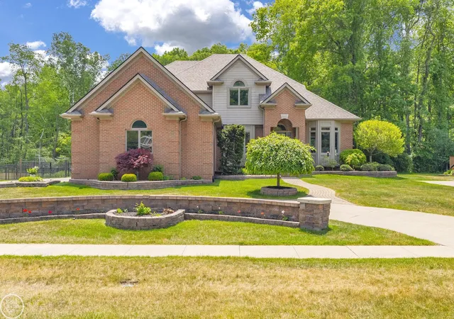 1st image of 3007 Shorewood Blvd, Fort Gratiot, MI 48059 | MLS# 50210738