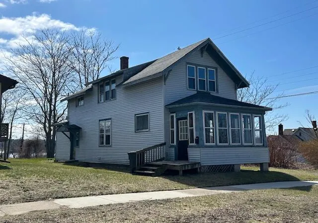 Homes for sale in Ludington, MI | 108 Nw 4th St, Ludington, MI 49431 | MLS# 70543806