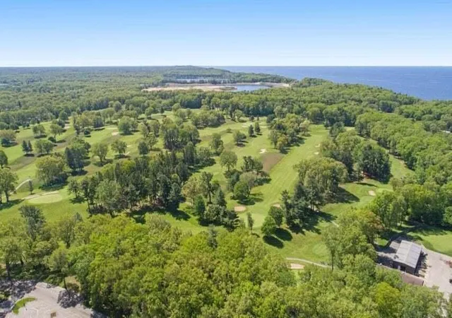 2nd image of 2964 Lakeshore Dr, Muskegon, MI 49441