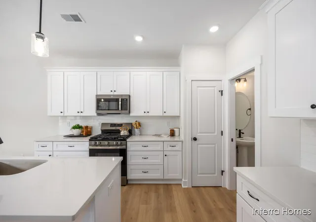 5th image of 2873 E Highgate Dr #77, Kentwood, MI 49512 | MLS# 70509066