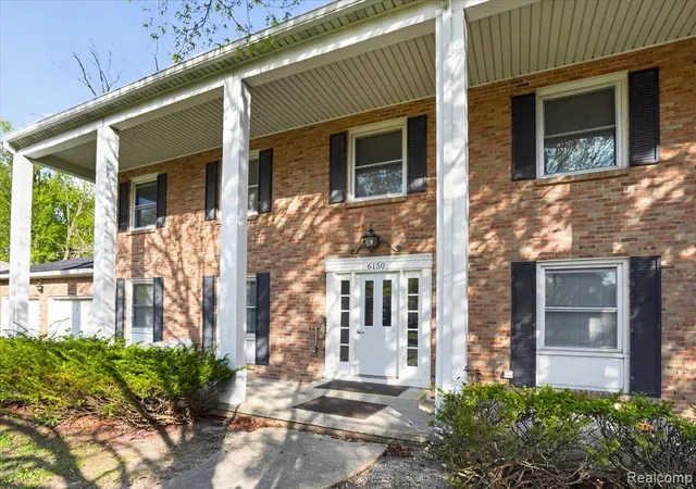 Homes for sale in East Lansing, MI | 6150 Birch Row Dr, East Lansing, MI 48823 | MLS# 60990567