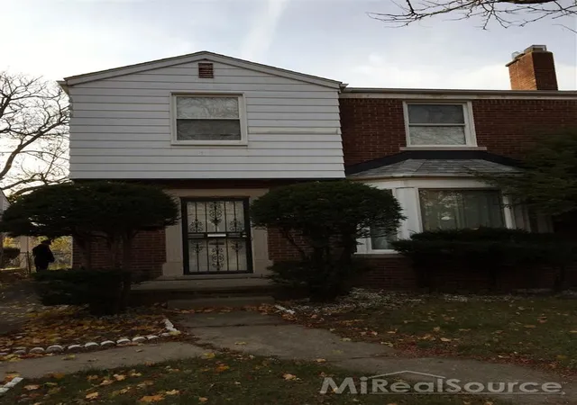 1st image of 18055 Ilene St, Detroit, MI 48221 | MLS# 31223487