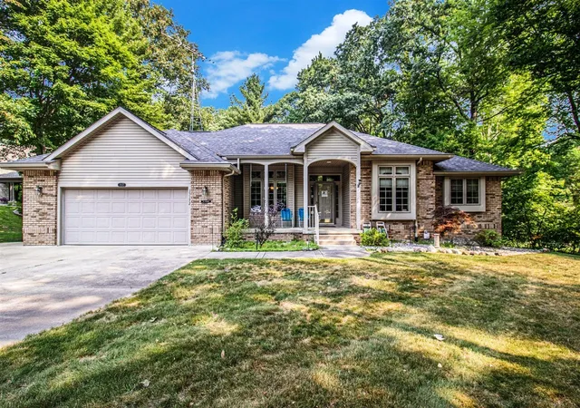 1st image of 15172 Oakwood Dr, Big Rapids, MI 49307 | MLS# 70486546