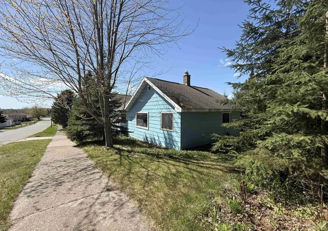 Homes for sale in Iron River, MI | 73 Allen St, Iron River, MI 49935 | MLS# 50208027