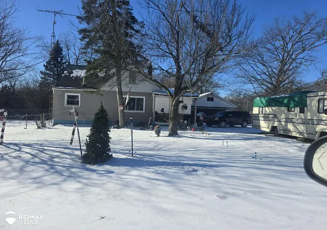 Homes for sale in Flint, MI | 5261 Harvard St, Flint, MI 48505 | MLS# 50198482