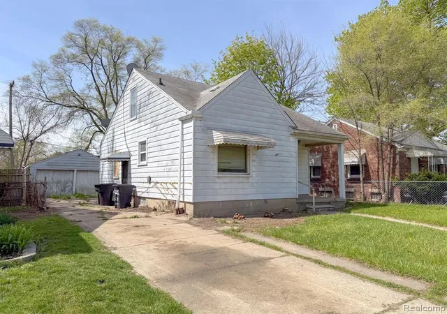 Homes for sale in Detroit, MI | 18710 Mccormick St, Detroit, MI 48224 | MLS# 60989551