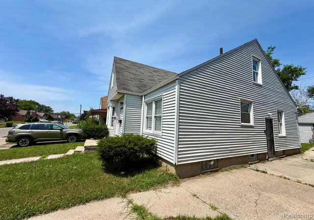 Photo 1 of Sale Pending at 15431 Saratoga St, Detroit, MI 48205 2929 | MLS# 61013026 | Listing updated on 2026-09-03
