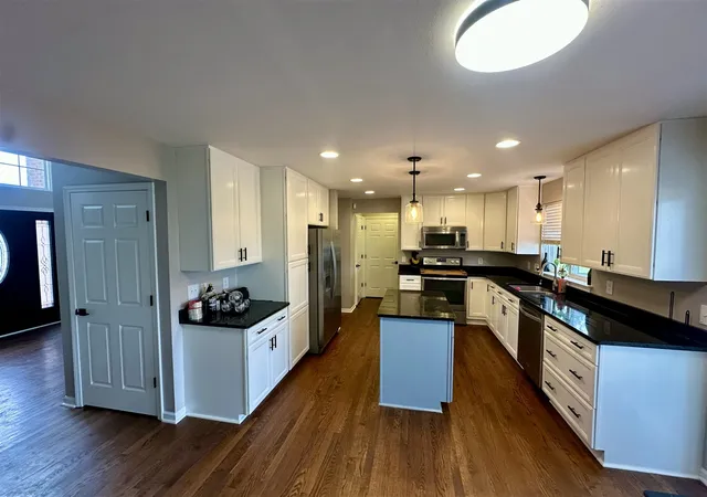 5th image of 7785 Dover Dr, Ypsilanti, MI 48197 | MLS# 70493070