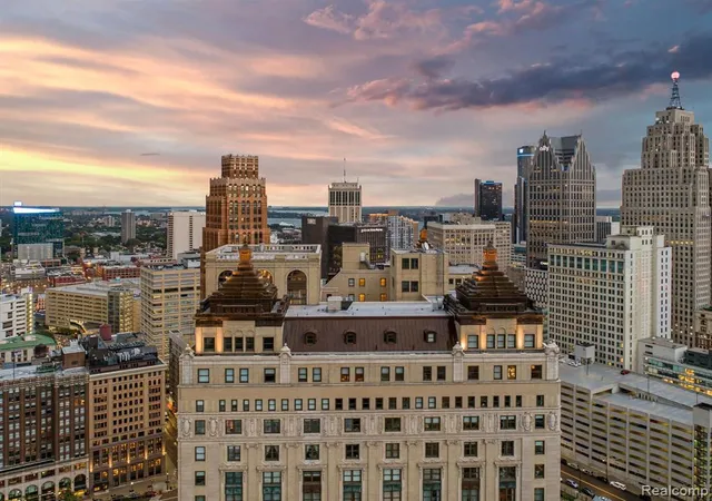 1st image of 1135 Shelby St #2505, Detroit, MI 48226 | MLS# 61005356