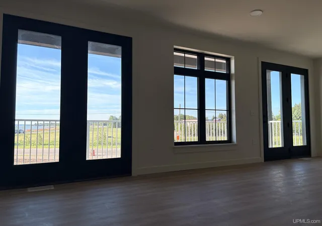 Photo 3 of Condo for sale at 2401 N Lakeshore Blvd, Marquette, MI 49855 | MLS# 50145765 | Listing updated on 2026-09-15