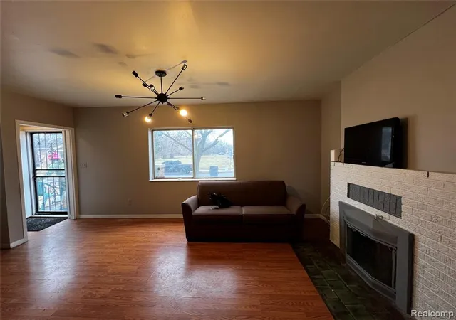 3rd image of 5180 Webb St, Detroit, MI 48204 | MLS# 60991806