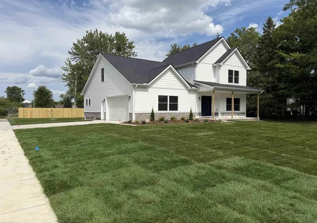 Photo 1 of Single family home for sale at 26827 Alma St, Chesterfield, MI 48051 | MLS# 50219207 | Listing updated on 2026-08-25