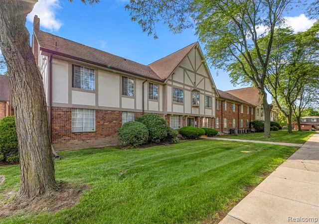 Homes for sale in Southfield, MI | 30220 Southfield Rd, Southfield, MI 48076 | MLS# 61007064