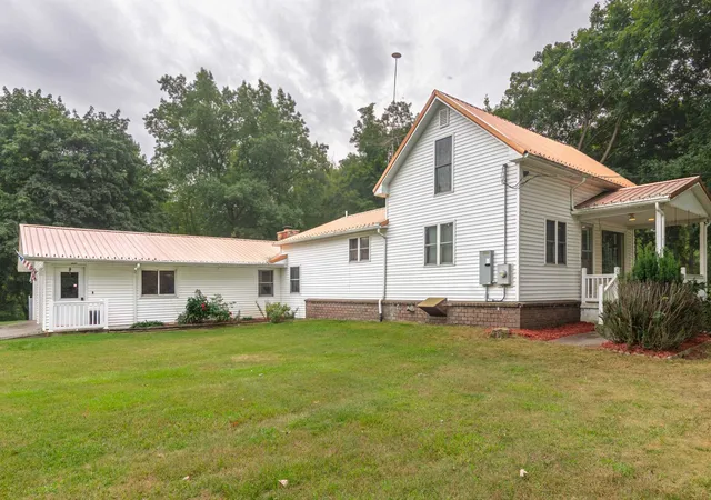 Photo 1 of Single family home for sale at 8370 N Lumberjack Rd, Riverdale, MI 48877 | MLS# 80073009 | Listing updated on 2026-09-01