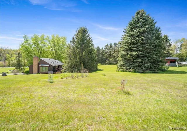 Photo 50 of Single family home for sale at 2725 Cooley Lake Rd, Highland, MI 48356 3310 | MLS# 60992846 | Listing updated on 2026-09-02