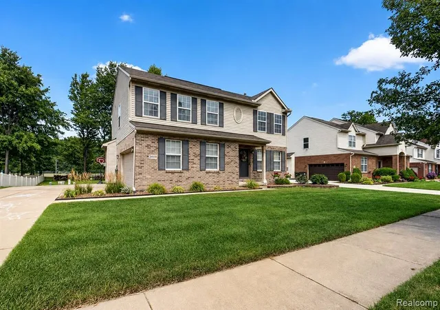Photo 2 of Sale Pending at 26830 Parkside Dr, Taylor, MI 48180 7556 | MLS# 61023211 | Listing updated on 2026-08-27