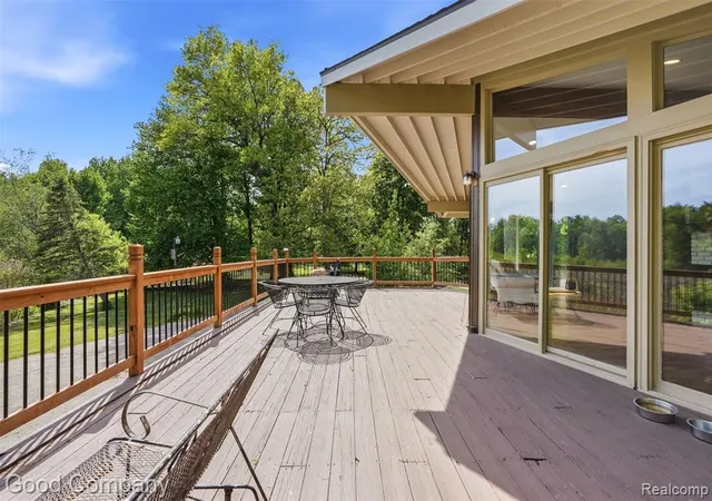 Homes for sale in Oxford, MI | 5130 Seymour Lake Rd, Oxford, MI 48371 | MLS# 60995554