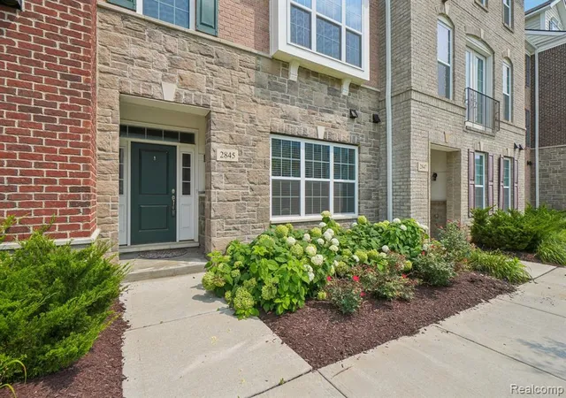 Photo 2 of Condo for sale at 2845 Hardwick Rd, Ann Arbor, MI 48105 2296 | MLS# 61024953 | Listing updated on 2026-09-13