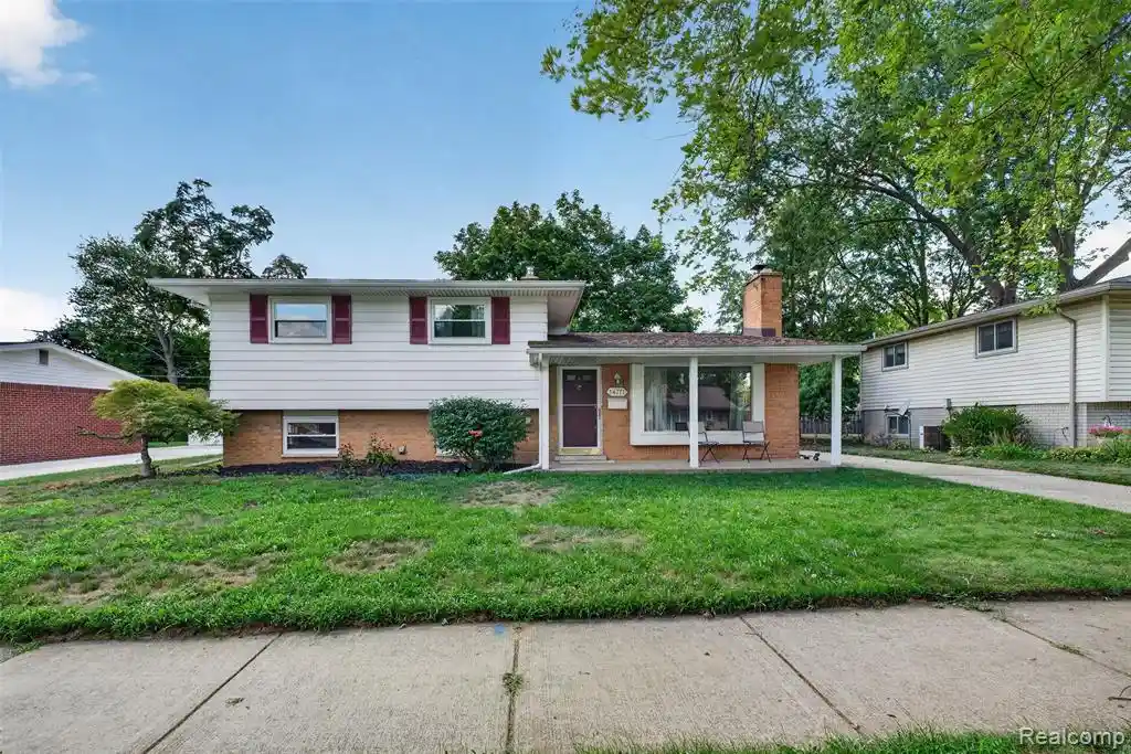 Photo 1 of Single family home for sale at 14771 Park St, Livonia, MI 48154 5156 | MLS# 61023005 | Listing updated on 2026-10-25